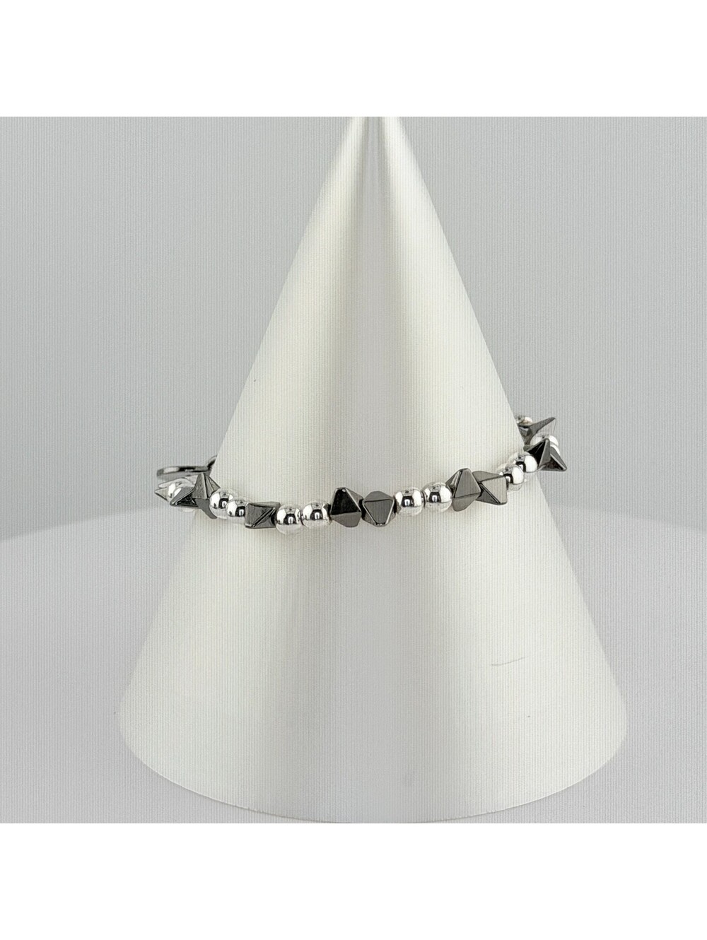 Bomb Party Single Bracelet - on Hematite #210
